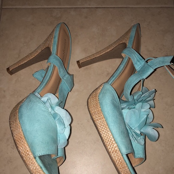 Tiffany Blue Teal Suede Platform Dress Heels - Picture 3 of 6